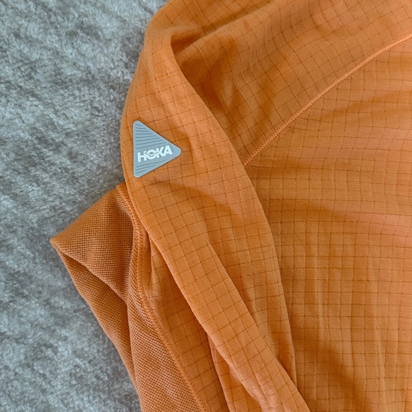 Orange HOKA running shirt - Picture 2 of 4
